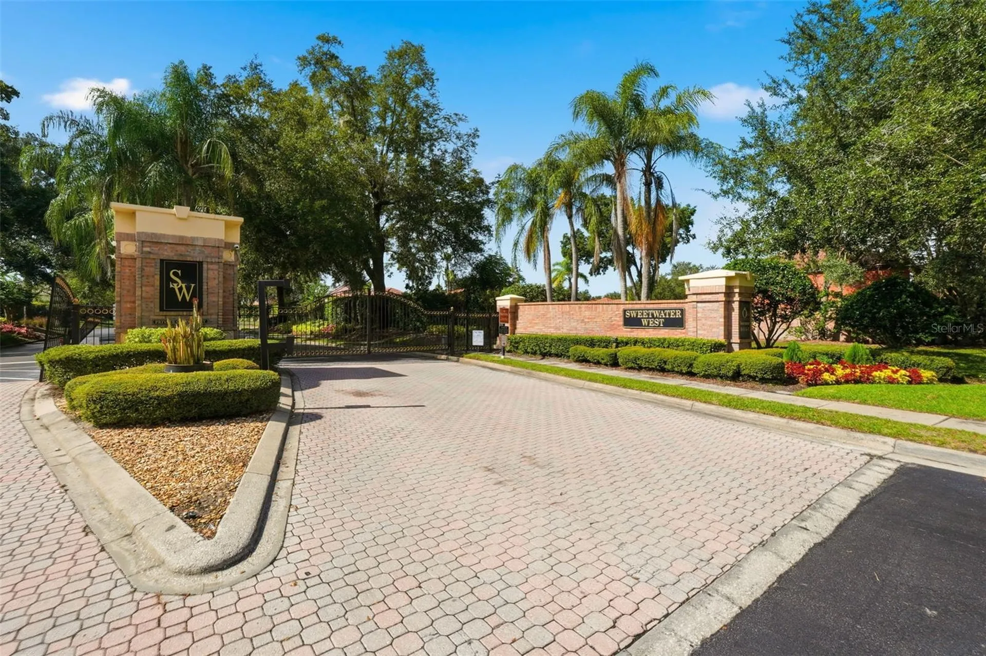 1600 Sweetwater West Circle Apopka FL 32712