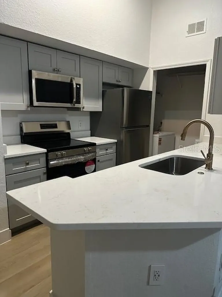 13016 Plantation Park Circle Orlando FL 32821