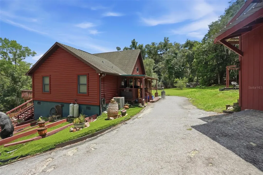 24050 Winding Creek Drive Brooksville FL 34601