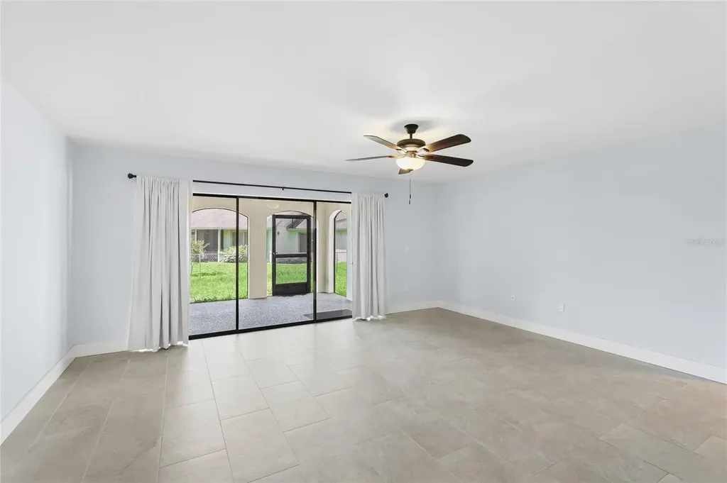 5710 Doral Court Sarasota FL 34238