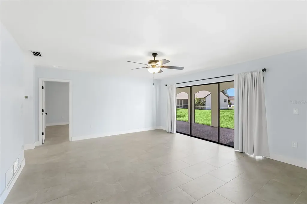5710 Doral Court Sarasota FL 34238