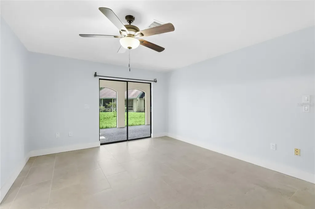 5710 Doral Court Sarasota FL 34238