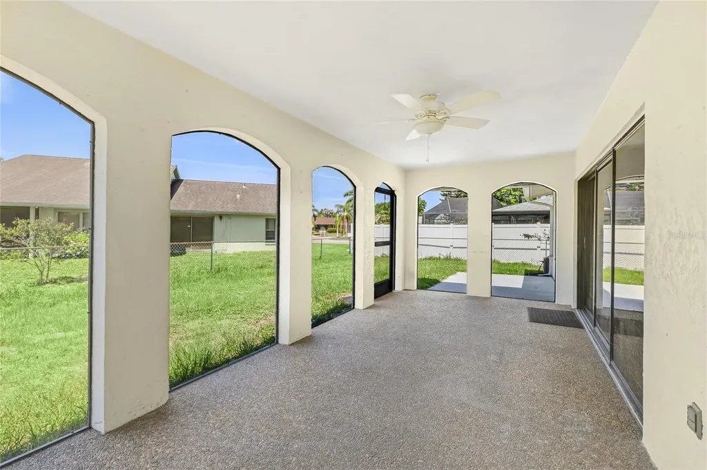 5710 Doral Court Sarasota FL 34238
