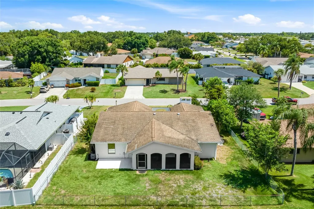 5710 Doral Court Sarasota FL 34238
