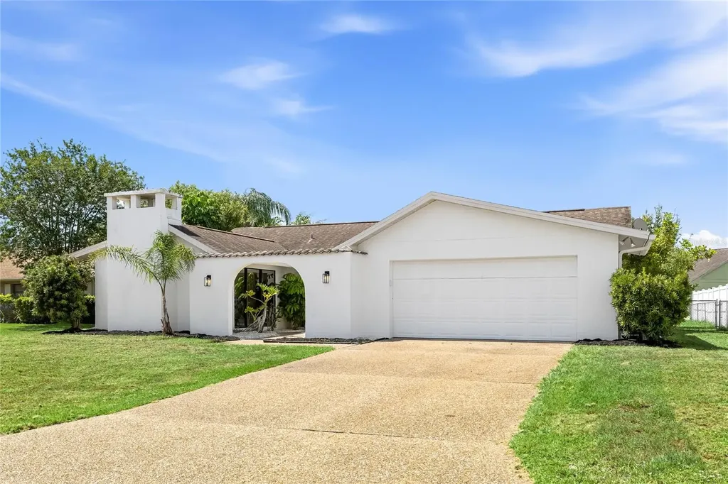 5710 Doral Court Sarasota FL 34238