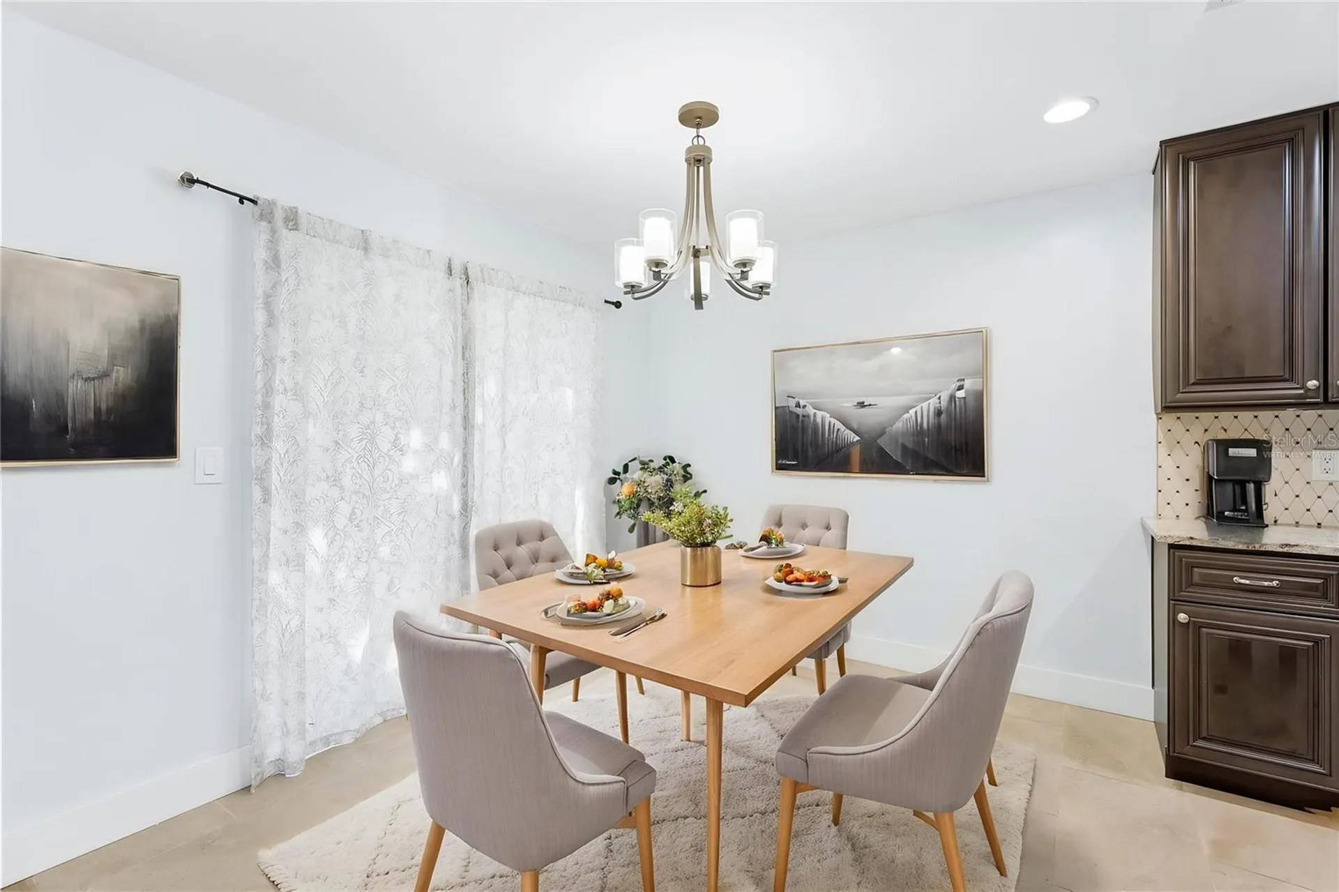 5710 Doral Court Sarasota FL 34238