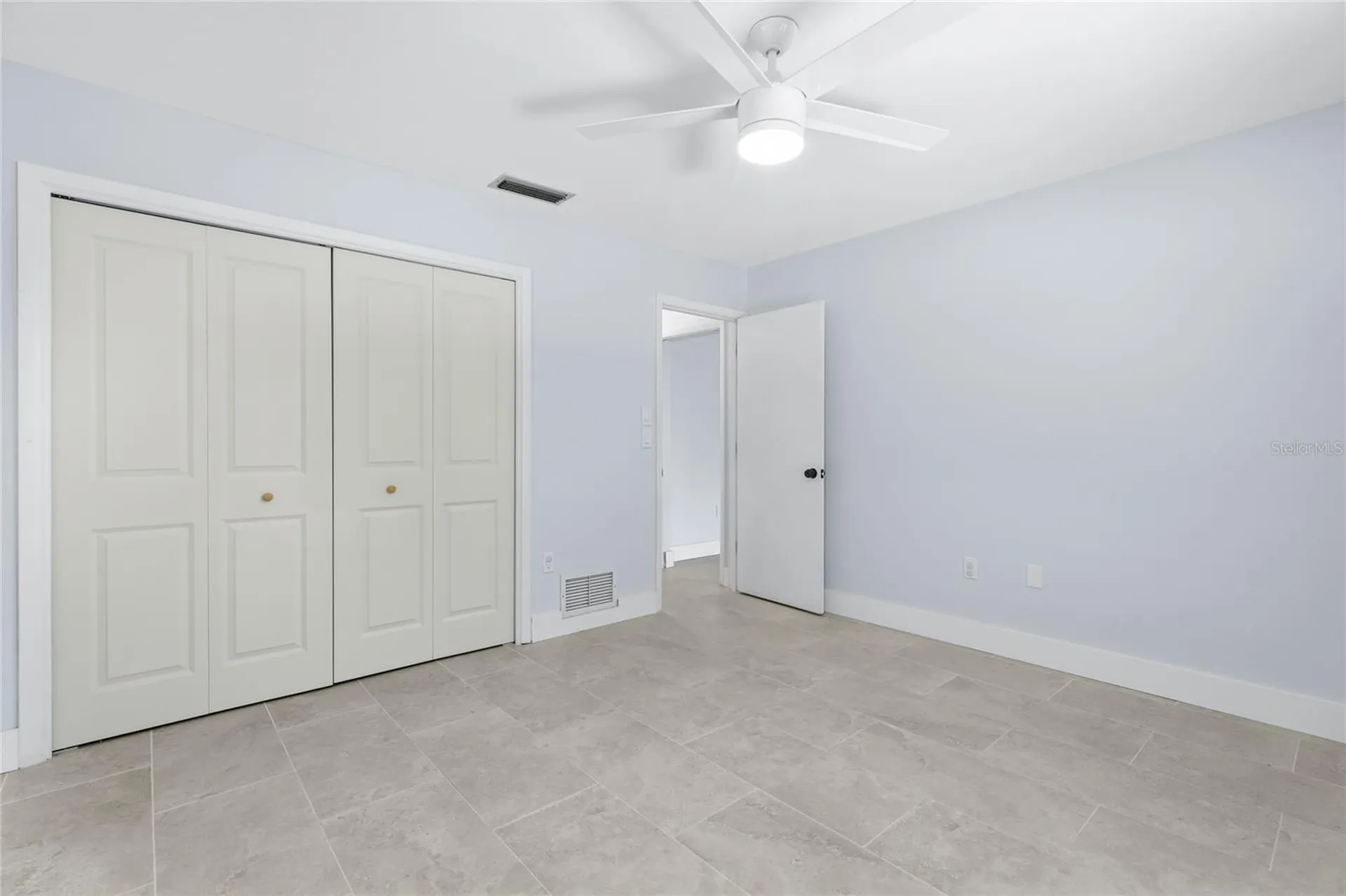 5710 Doral Court Sarasota FL 34238