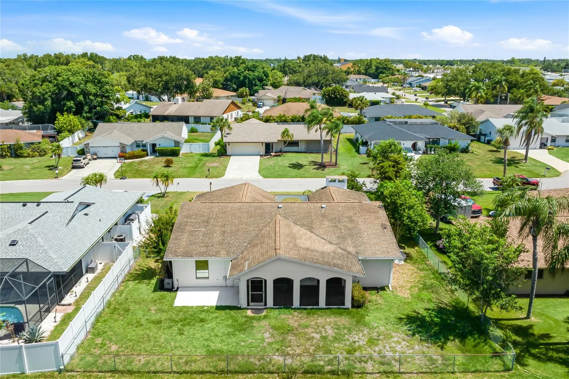 5710 Doral Court Sarasota FL 34238