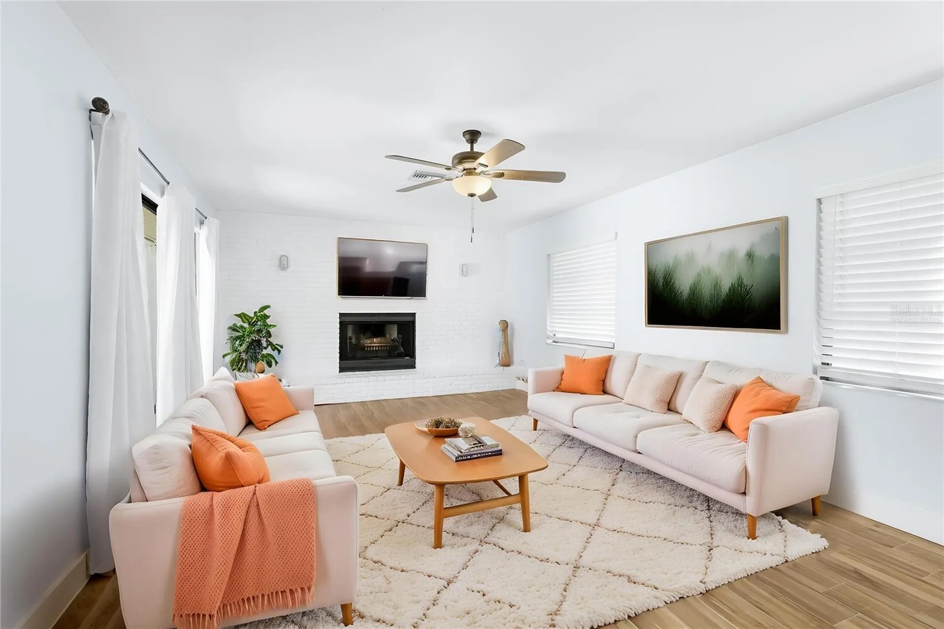 5710 Doral Court Sarasota FL 34238