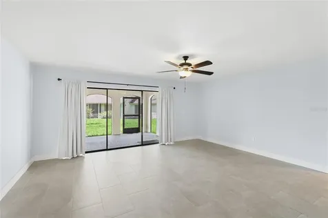 5710 Doral Court Sarasota FL 34238