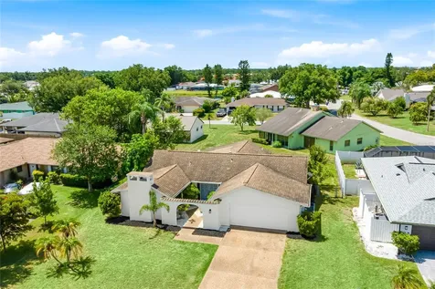 5710 Doral Court Sarasota FL 34238