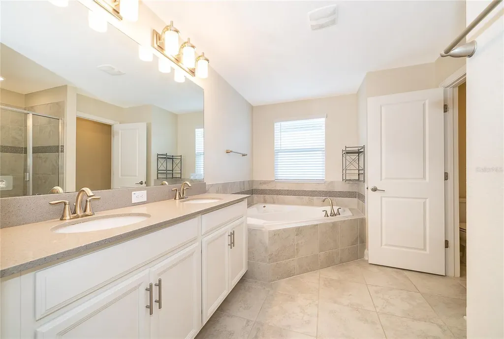 11100 Longleaf Woods Drive Orlando FL 32832