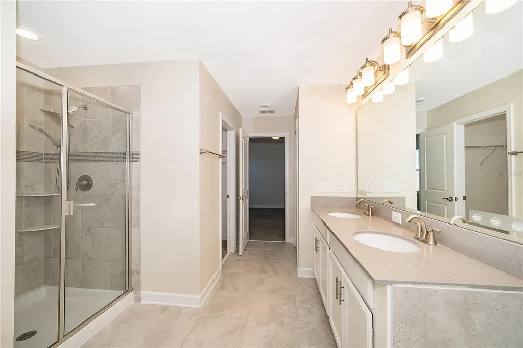 11100 Longleaf Woods Drive Orlando FL 32832