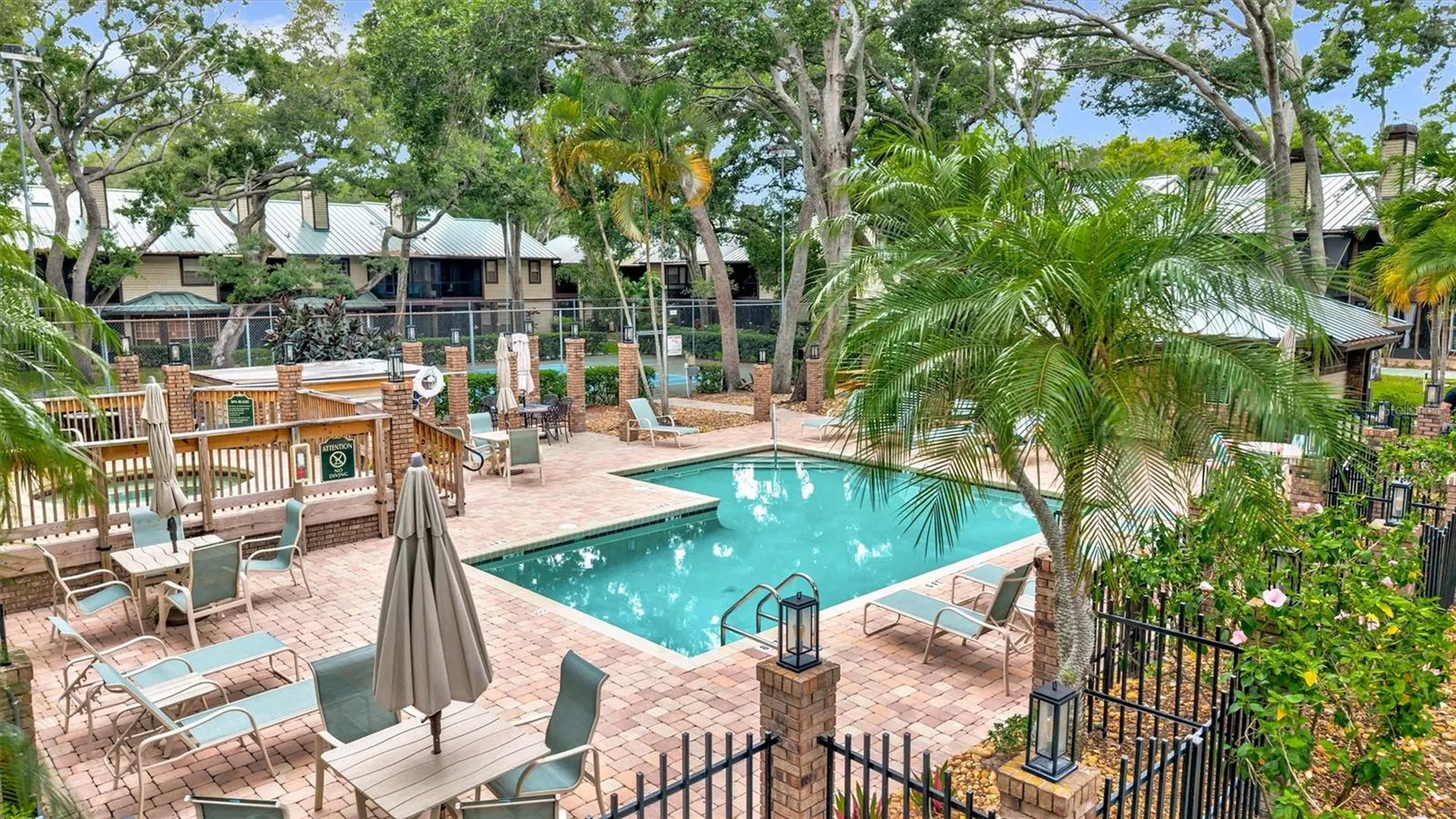 1485 Mahogany Lane Palm Harbor FL 34683