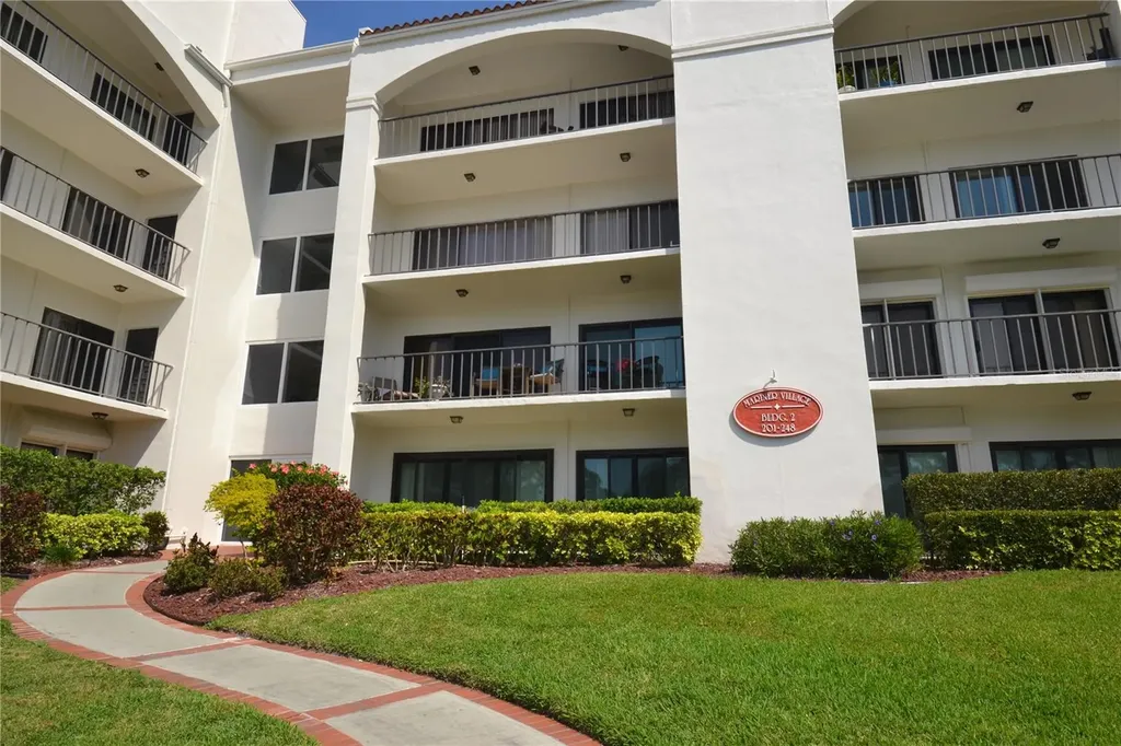 238 Mariner Drive Tarpon Springs FL 34689