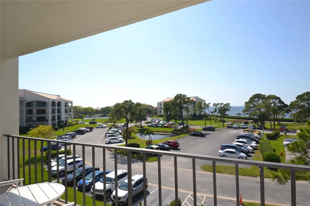 238 Mariner Drive Tarpon Springs FL 34689