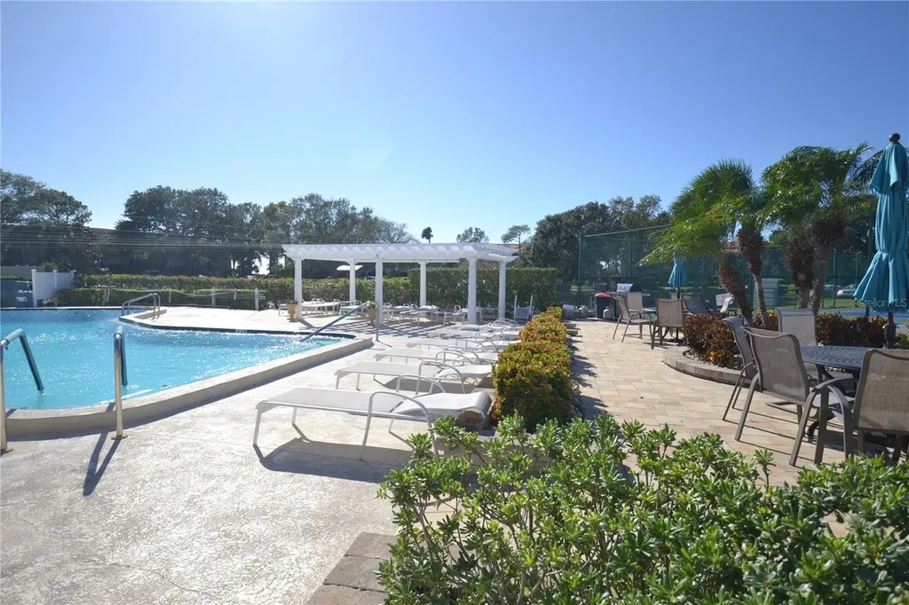 238 Mariner Drive Tarpon Springs FL 34689