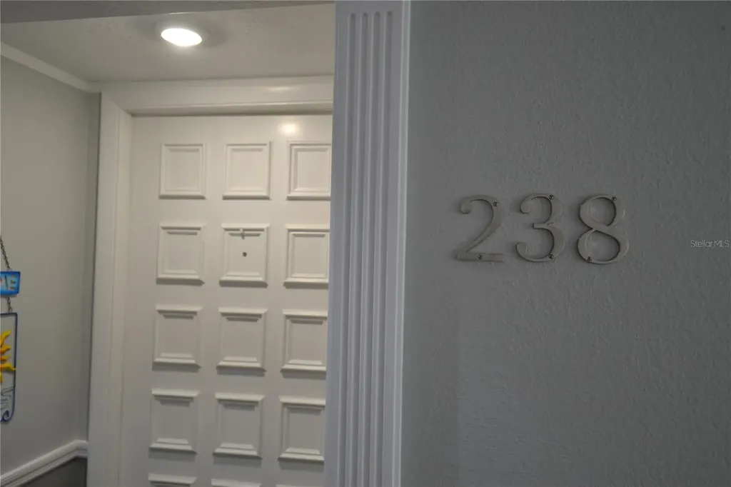238 Mariner Drive Tarpon Springs FL 34689