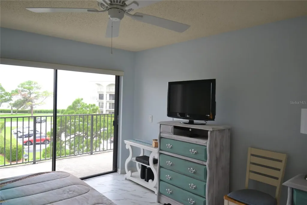 238 Mariner Drive Tarpon Springs FL 34689