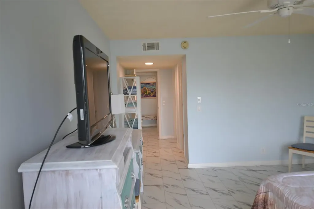 238 Mariner Drive Tarpon Springs FL 34689