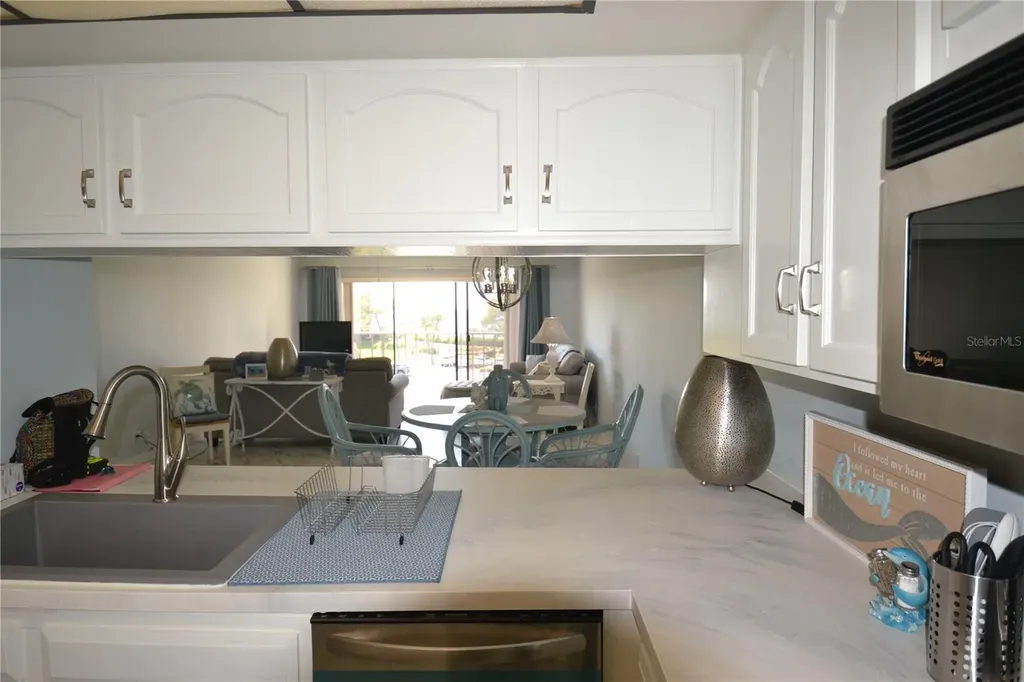 238 Mariner Drive Tarpon Springs FL 34689