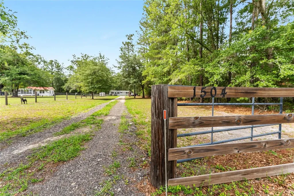 1504 NW 156th Avenue Gainesville FL 32609