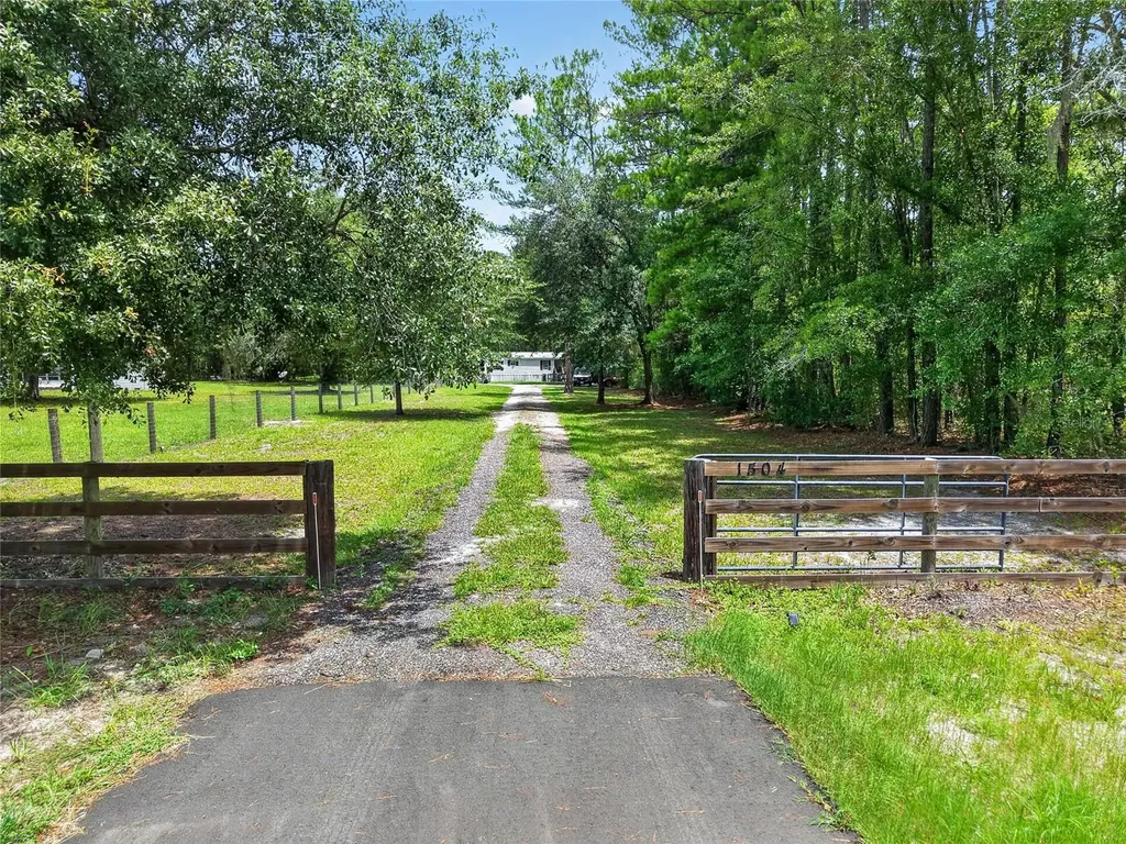 1504 NW 156th Avenue Gainesville FL 32609