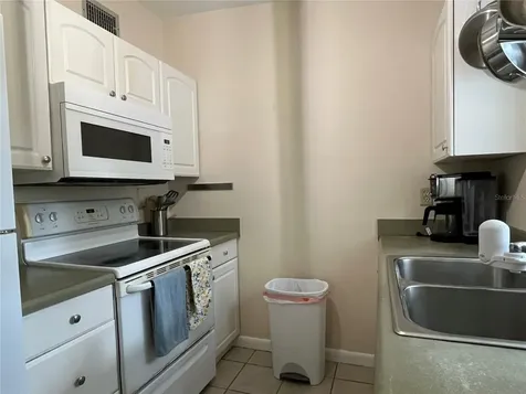 7110 Alvina Way Orlando FL 32822