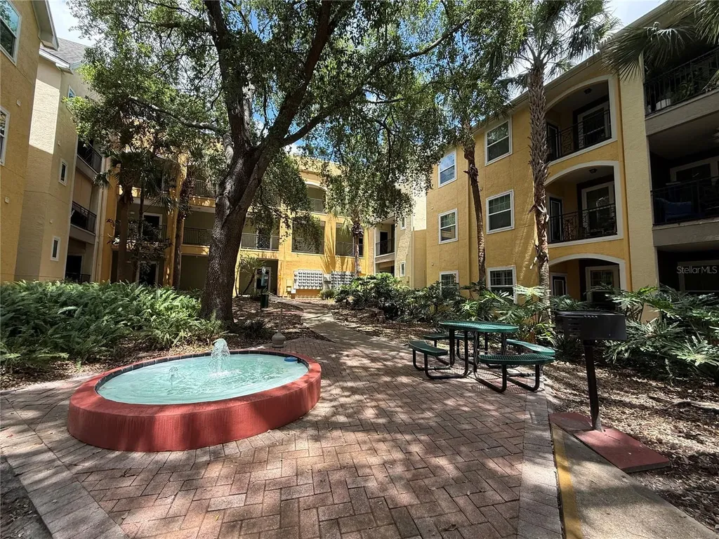 1810 E Palm Avenue Tampa FL 33605