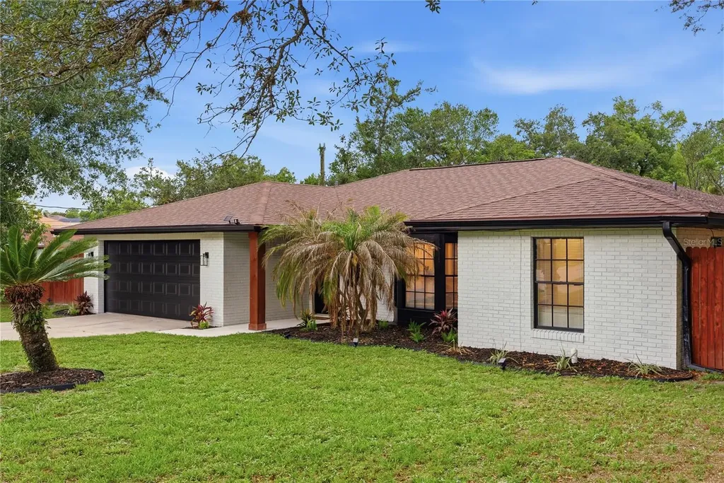 1820 N Merrick Drive Deltona FL 32738