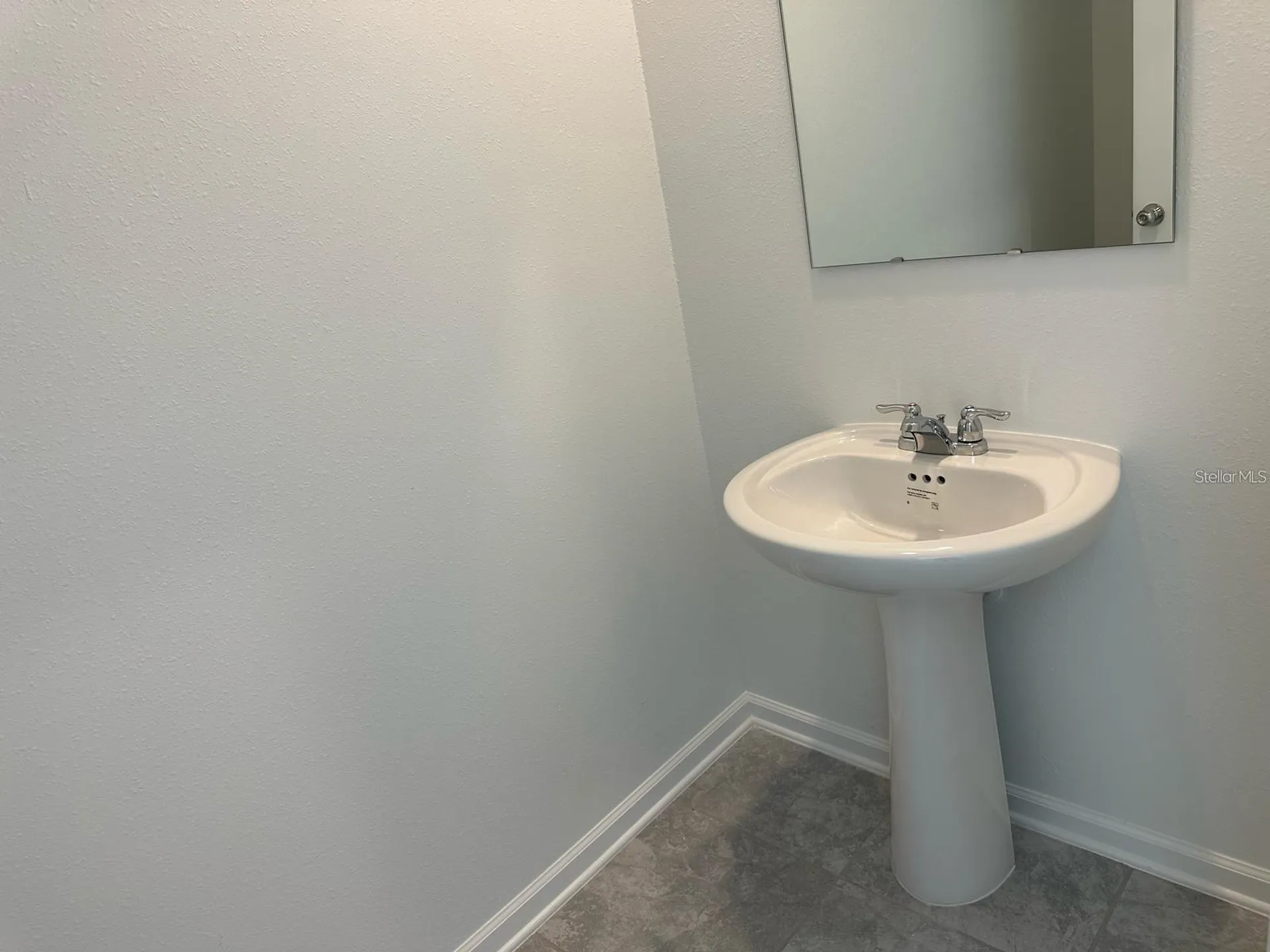 417 Cedar Key Davenport FL 33837