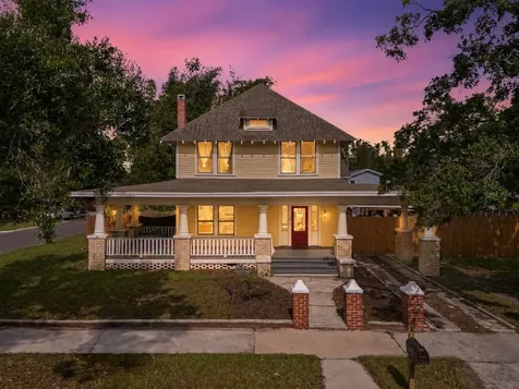 5202 N Seminole Avenue Tampa FL 33603