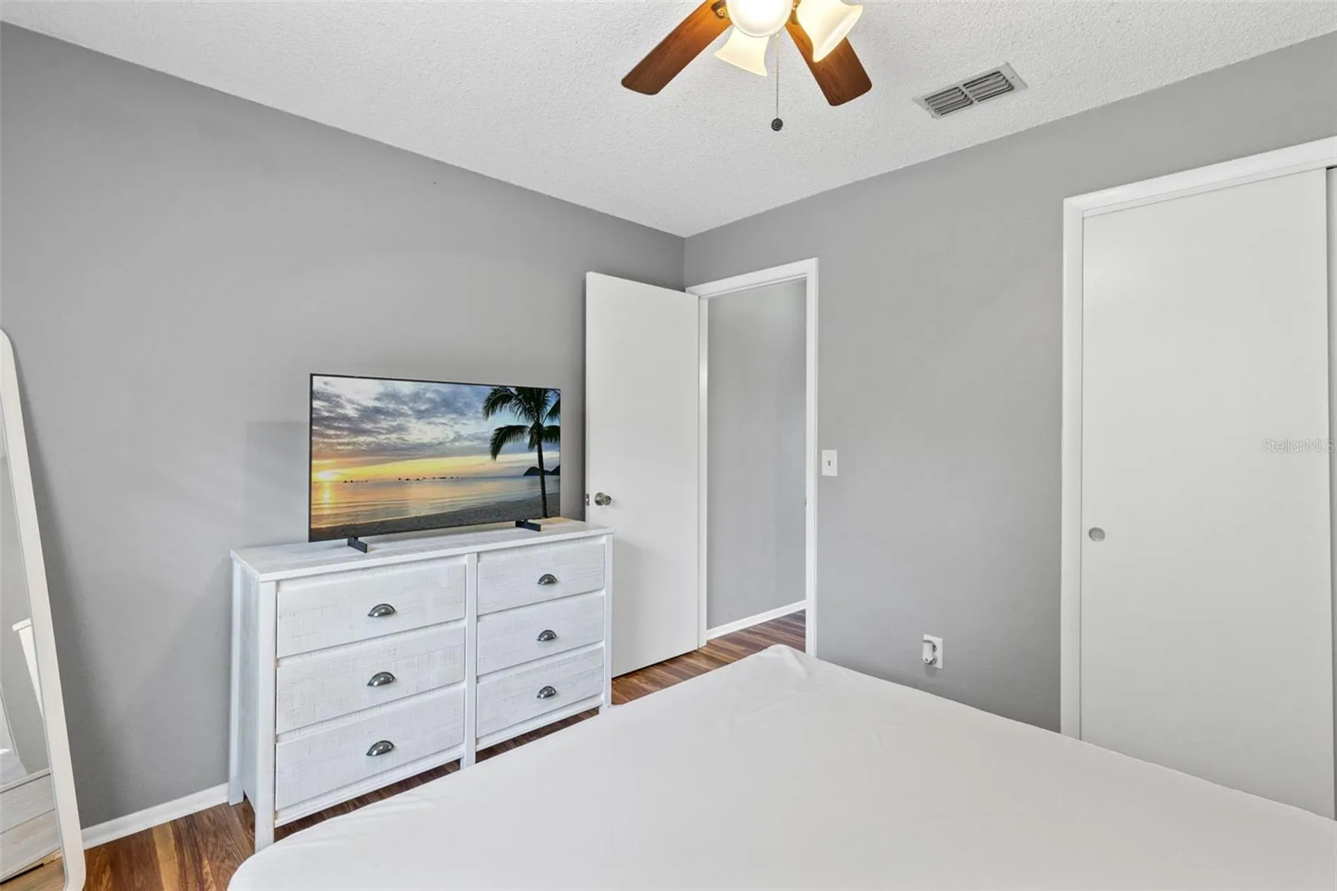 7694 Indian Ridge Trail S Kissimmee FL 34747