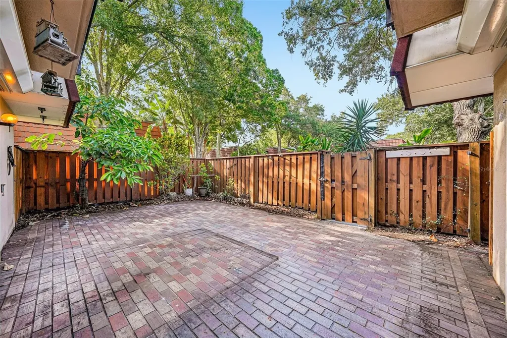 2707 12th Court Palm Harbor FL 34684