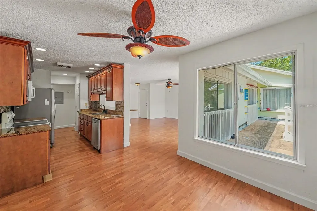 4105 38th Avenue S St Petersburg FL 33711