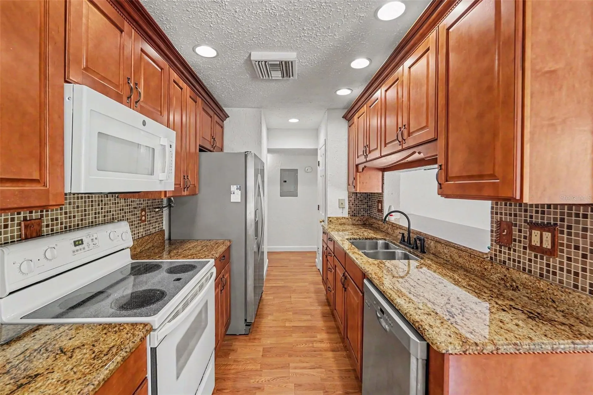 4105 38th Avenue S St Petersburg FL 33711