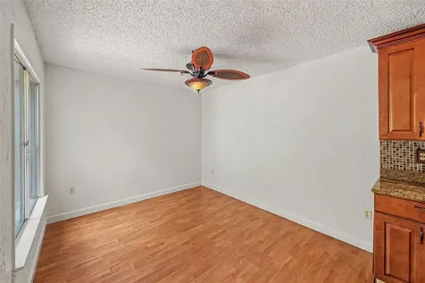 4105 38th Avenue S St Petersburg FL 33711
