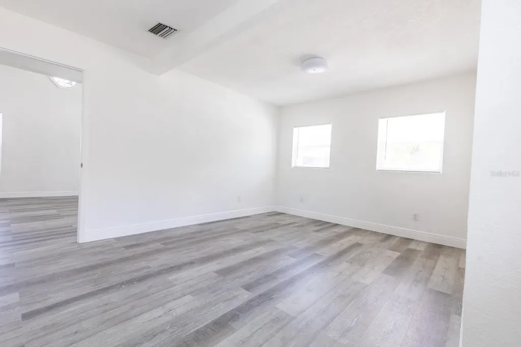 6906 N Lynn Avenue Tampa FL 33604