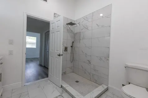 6906 N Lynn Avenue Tampa FL 33604