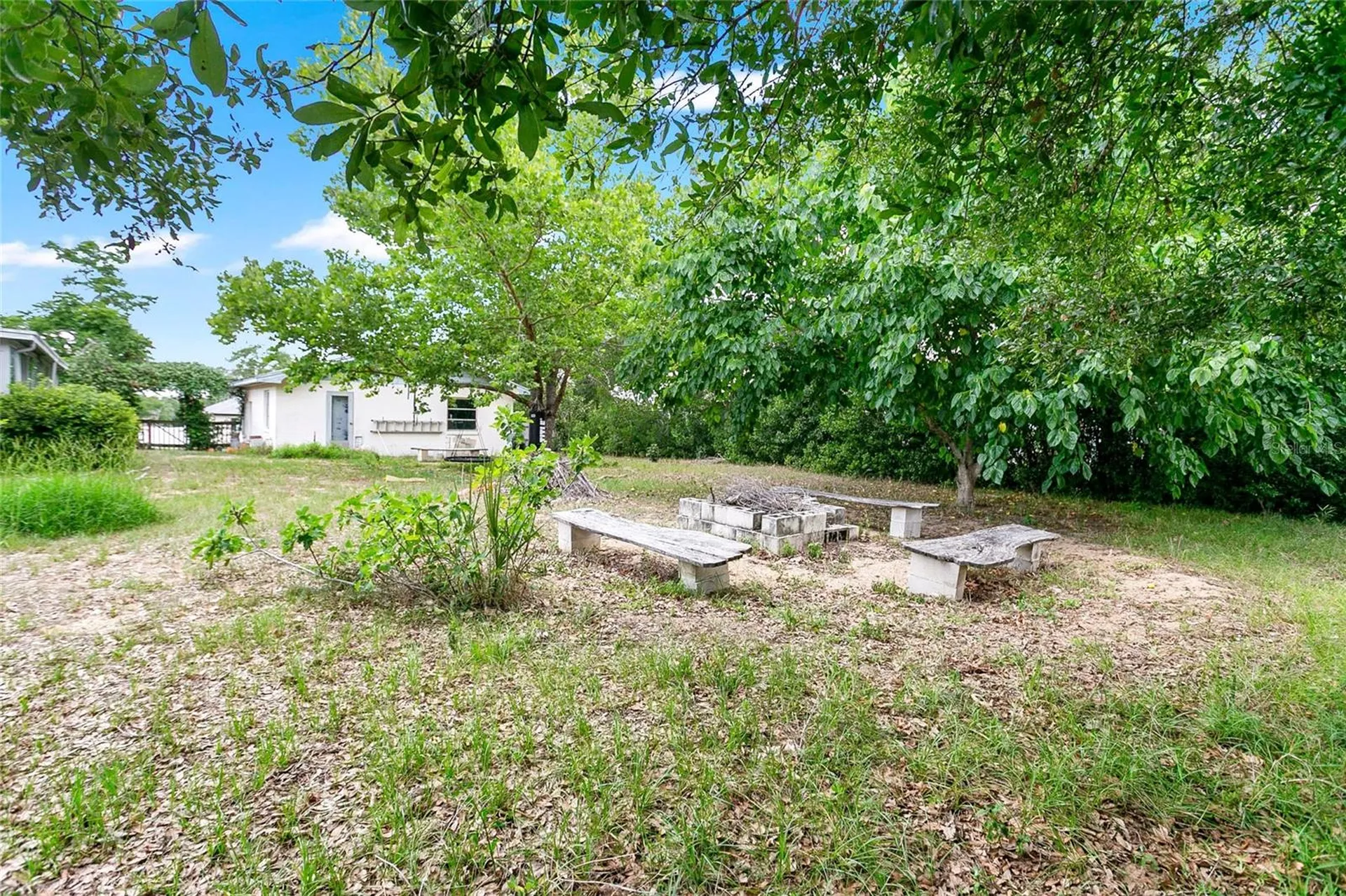 2201 Washington Avenue Eustis FL 32726