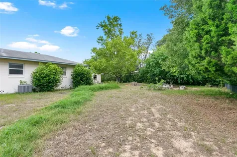 2201 Washington Avenue Eustis FL 32726