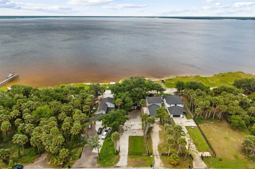 2462 Fort Lane Road Geneva FL 32732