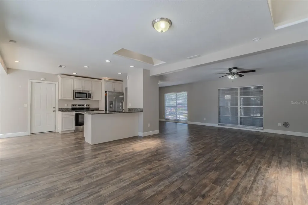 8018 W Pocahontas Avenue Tampa FL 33615