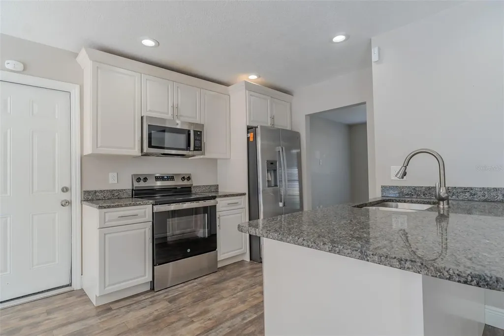 8018 W Pocahontas Avenue Tampa FL 33615