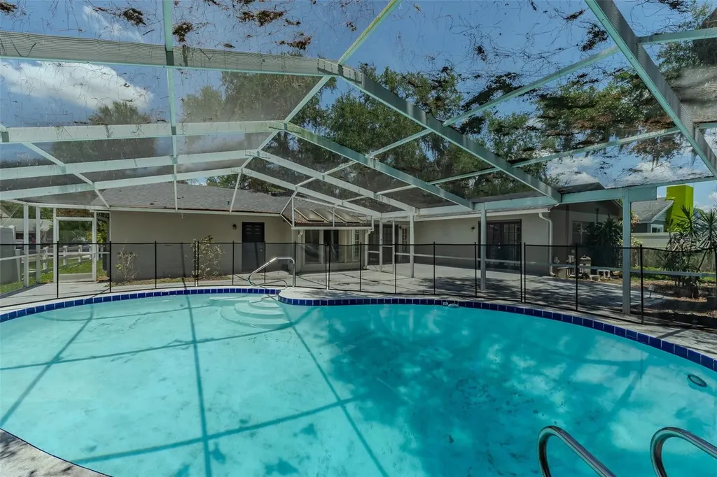 8018 W Pocahontas Avenue Tampa FL 33615