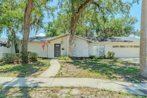 8018 W Pocahontas Avenue Tampa FL 33615