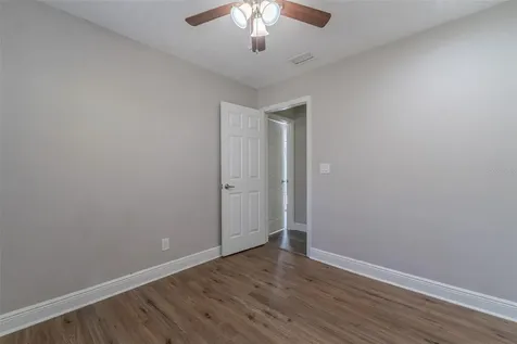 8018 W Pocahontas Avenue Tampa FL 33615