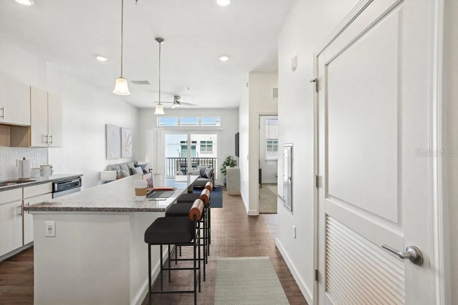 1185 S Pinellas Avenue Tarpon Springs FL 34689