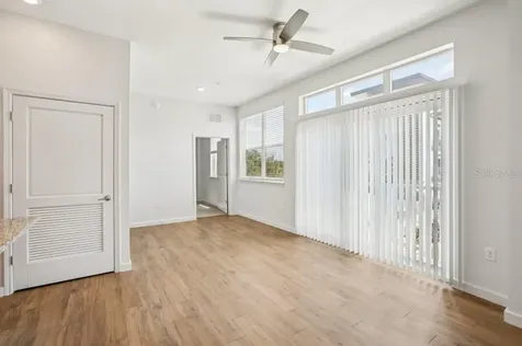 1185 S Pinellas Avenue Tarpon Springs FL 34689