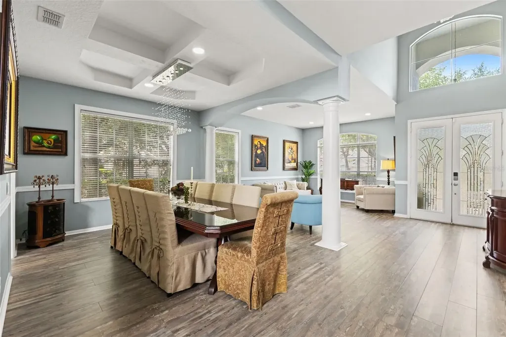 10117 Deercliff Drive Tampa FL 33647
